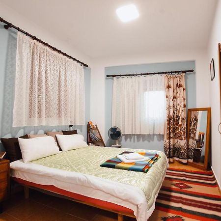 Bb Traditional Apartment Gjirokastër Exteriör bild