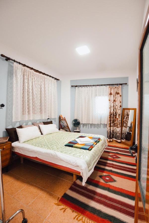Bb Traditional Apartment Gjirokastër Exteriör bild